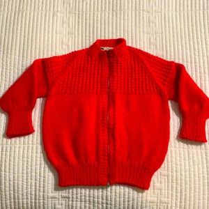 Vintage 80’s hand knit baby cardigan with metal separating zipper closure